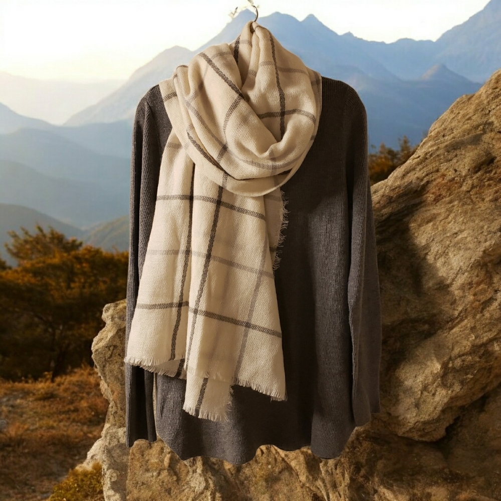 NWT! SET! Natural Reflections Gray Sweater with Cream Plaid Scarf